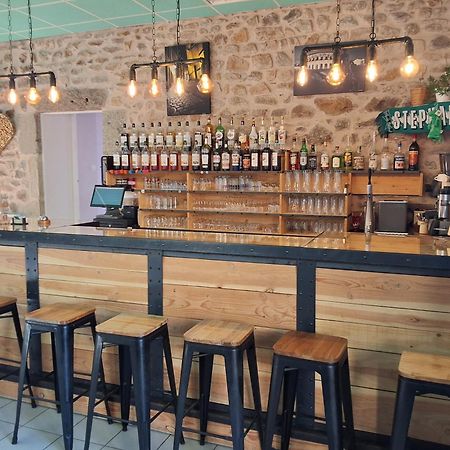 L'Auberge De La Source La Valla-sur-Rochefort Экстерьер фото
