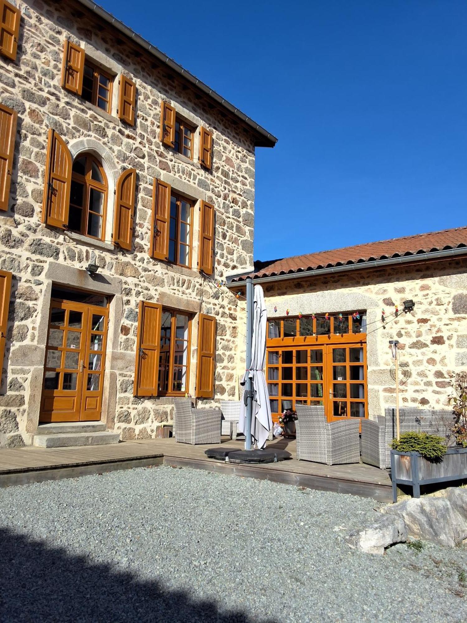 L'Auberge De La Source La Valla-sur-Rochefort Экстерьер фото